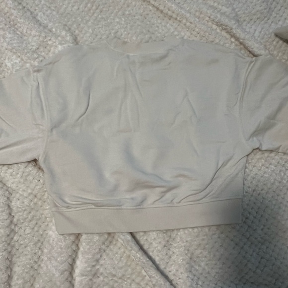 Cropped White Sweater - Picture 2 of 3